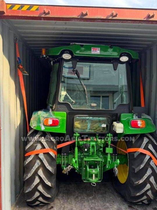 John Deere Tractor Stock